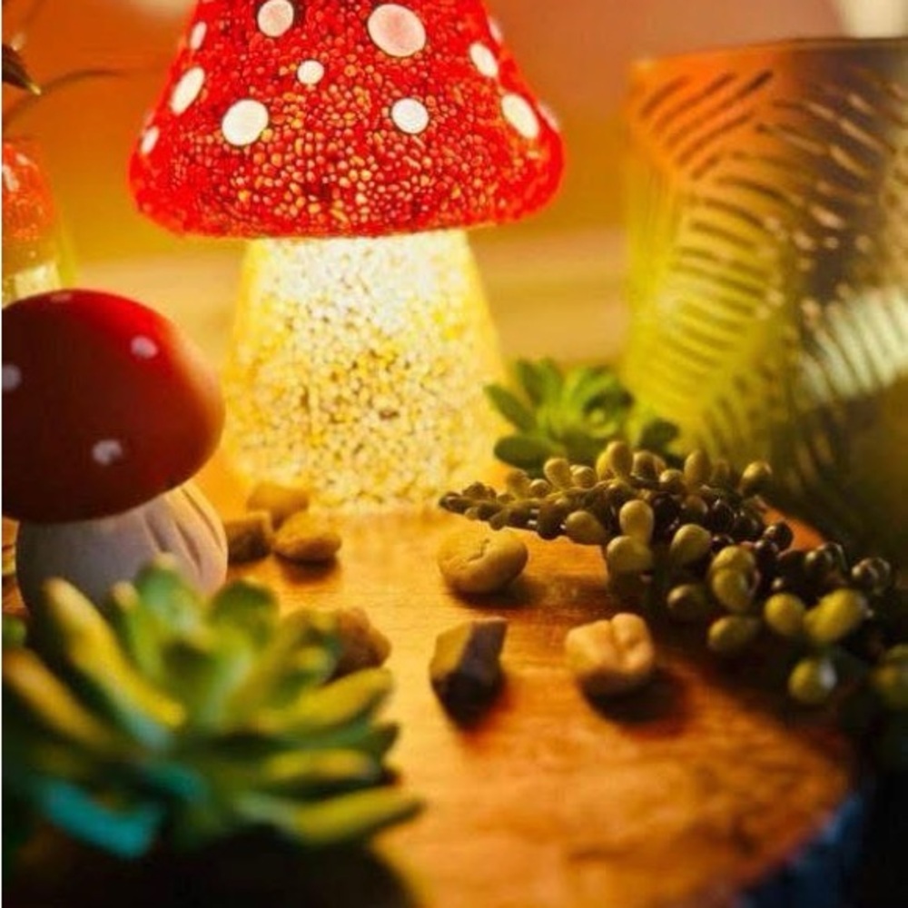 Mushroom Shaped Scentsy Warmer